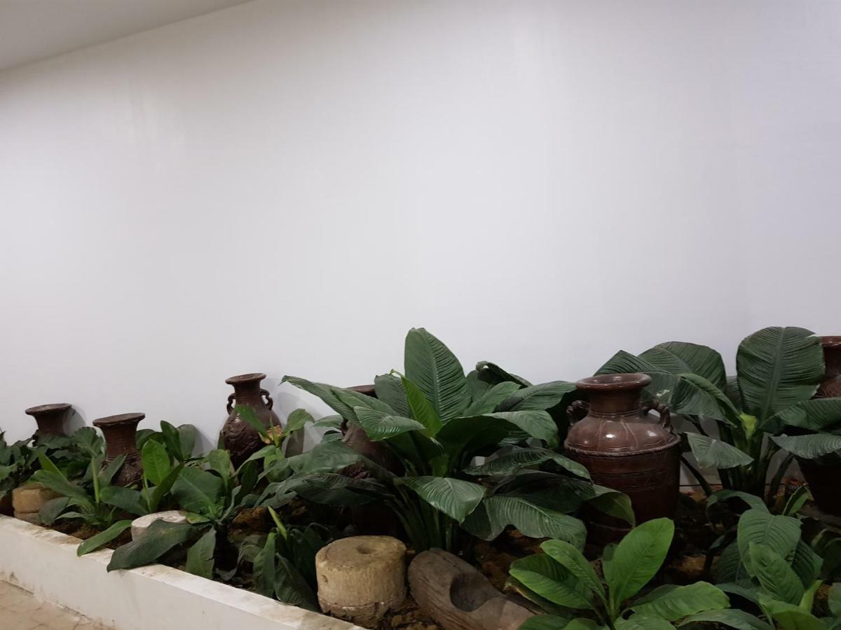 B&S Orchids Suites Hotel ديبولوج المظهر الخارجي الصورة